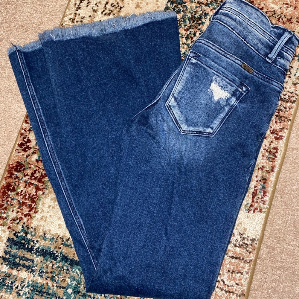 Kancan Flares